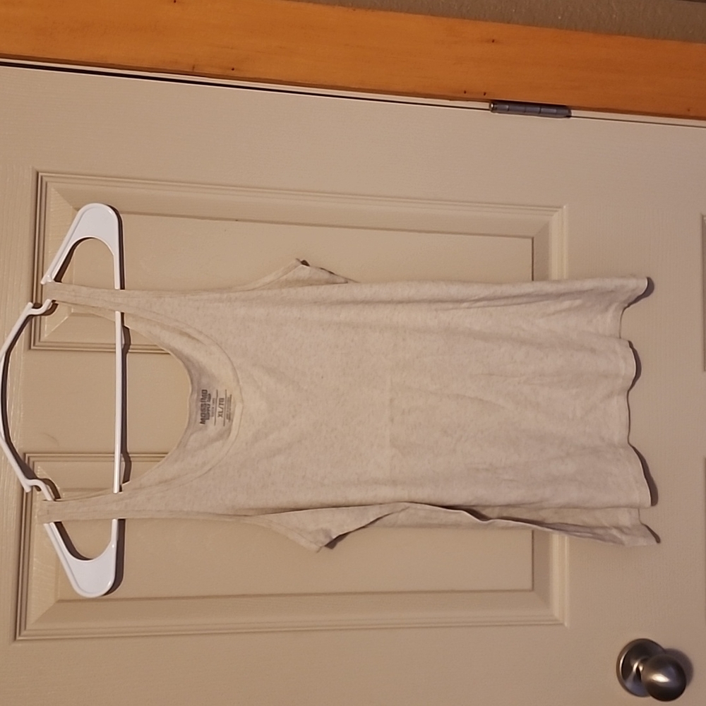 Mossimo tank top